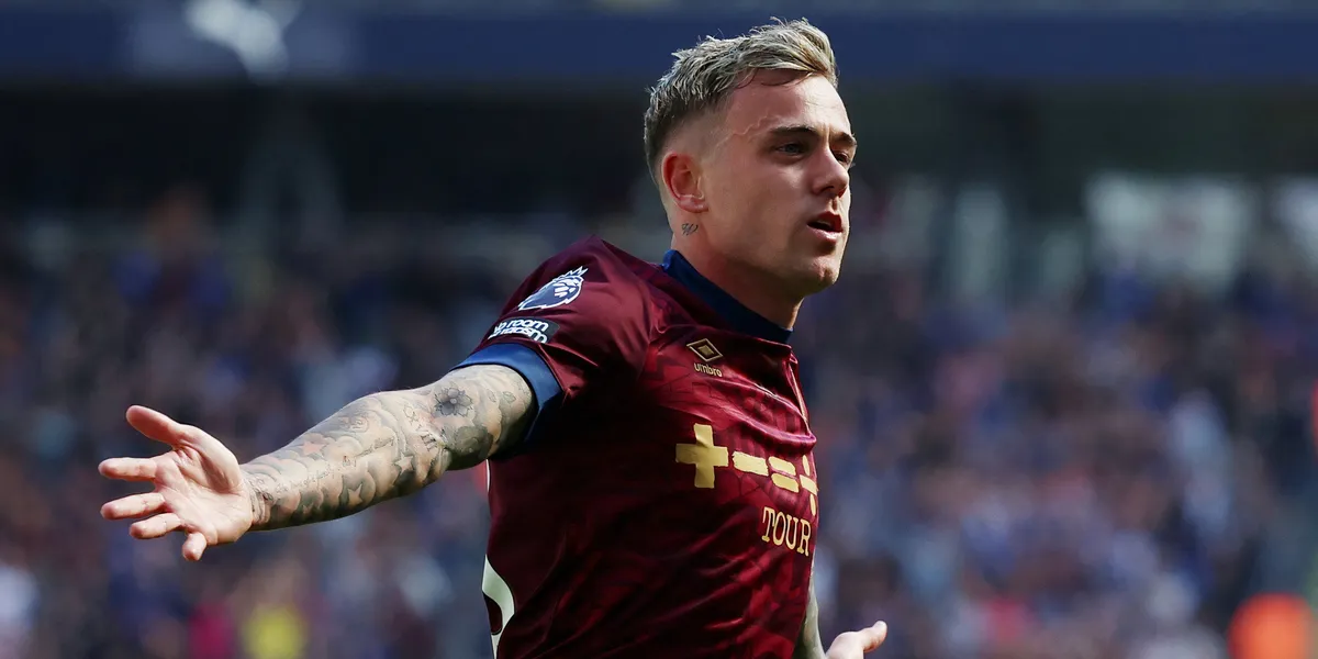Sammie Szmodics Injured in Prague During World Cup Playoff