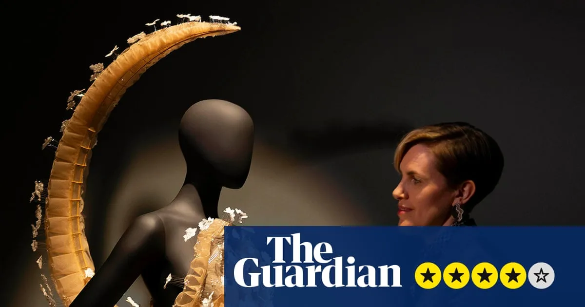 Schiaparelli Takes Center Stage in Paris Fashion Scene