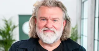 Si king: Barrow-in-Furness Remembers , the Heart of the Hairy Bikers