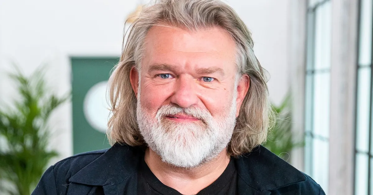 Si king: Barrow-in-Furness Remembers , the Heart of the Hairy Bikers