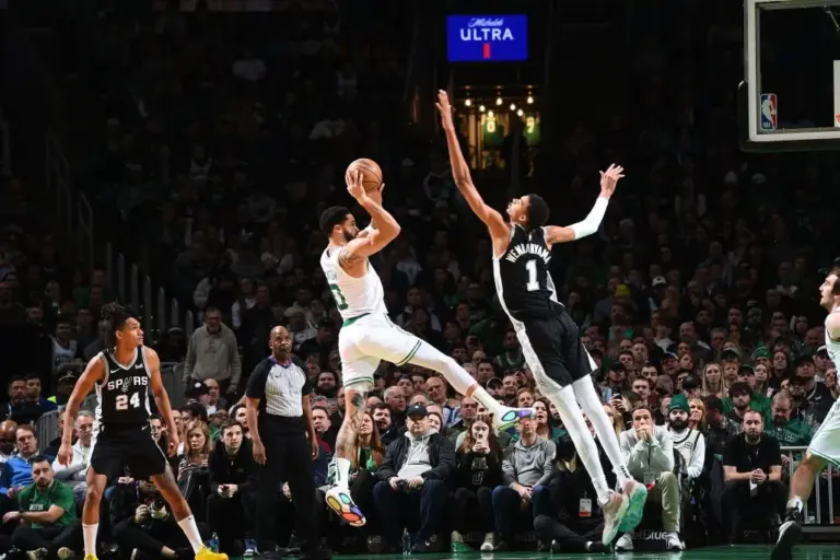 Spurs vs Celtics: A Clash of Conference Titans