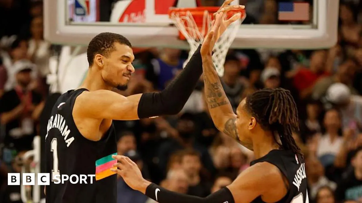 Spurs vs Clippers: Spurs Overcome 25-Point Deficit to Win
