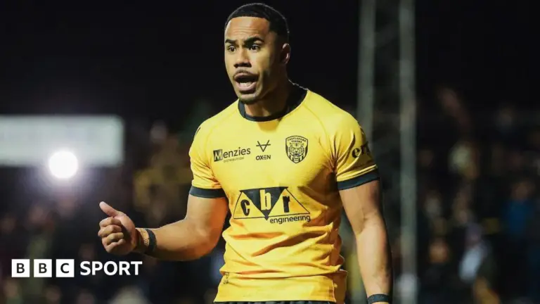 Tigers vs Bulls: Castleford Triumphs at OneBore Stadium