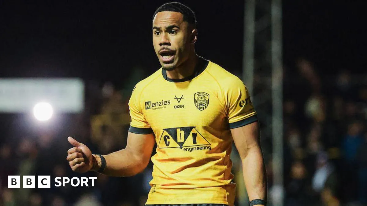 Tigers vs Bulls: Castleford Triumphs at OneBore Stadium