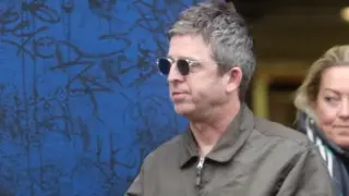 Tori cook: Noel Gallagher and : A New Chapter