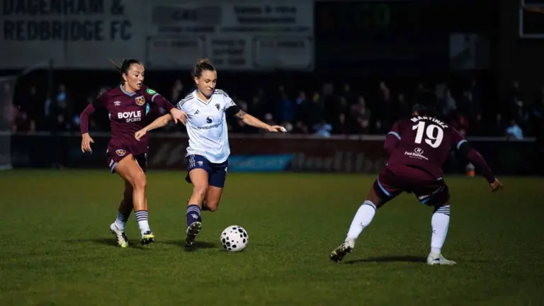 West Ham vs Man Utd: A Pivotal Clash at Chigwell Construction Stadium