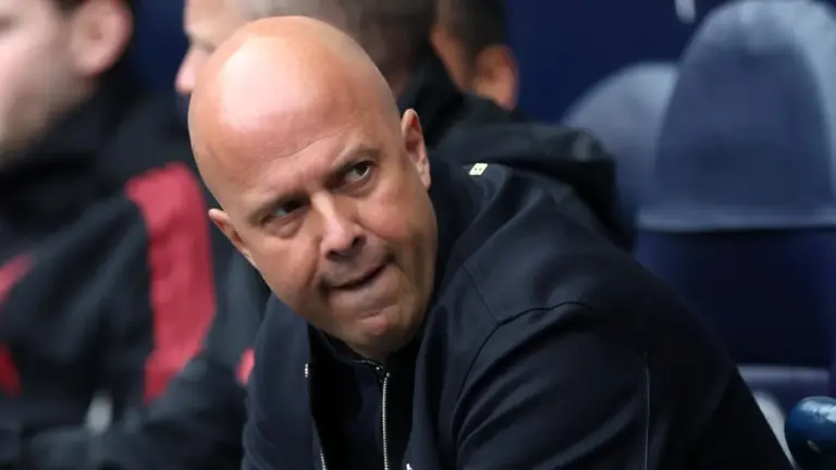 Arne Slot Faces Challenges After Liverpool’s Heavy Loss to Manchester City