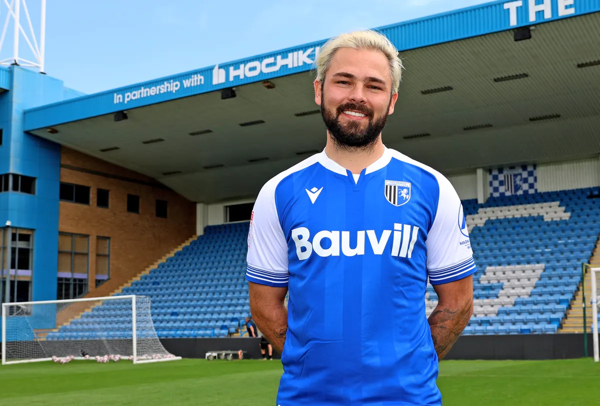 Bradley Dack’s Relationship Turmoil Unfolds in the Spotlight