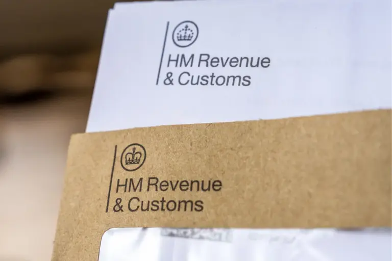 HMRC Tax Rebate Missed: Hundreds of Thousands Left Without Refunds
