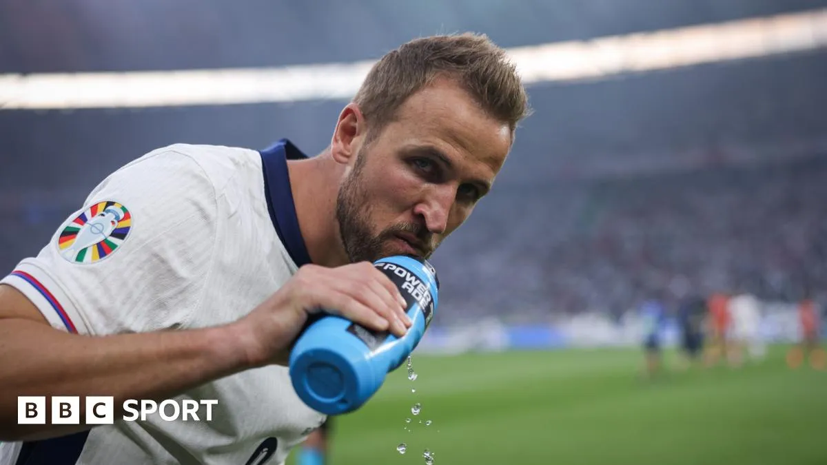 International friendlies: Wembley Hosts  with England and Japan