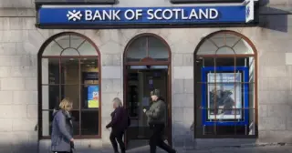 Lloyds Banking Group IT Glitch Exposes Customer Transactions