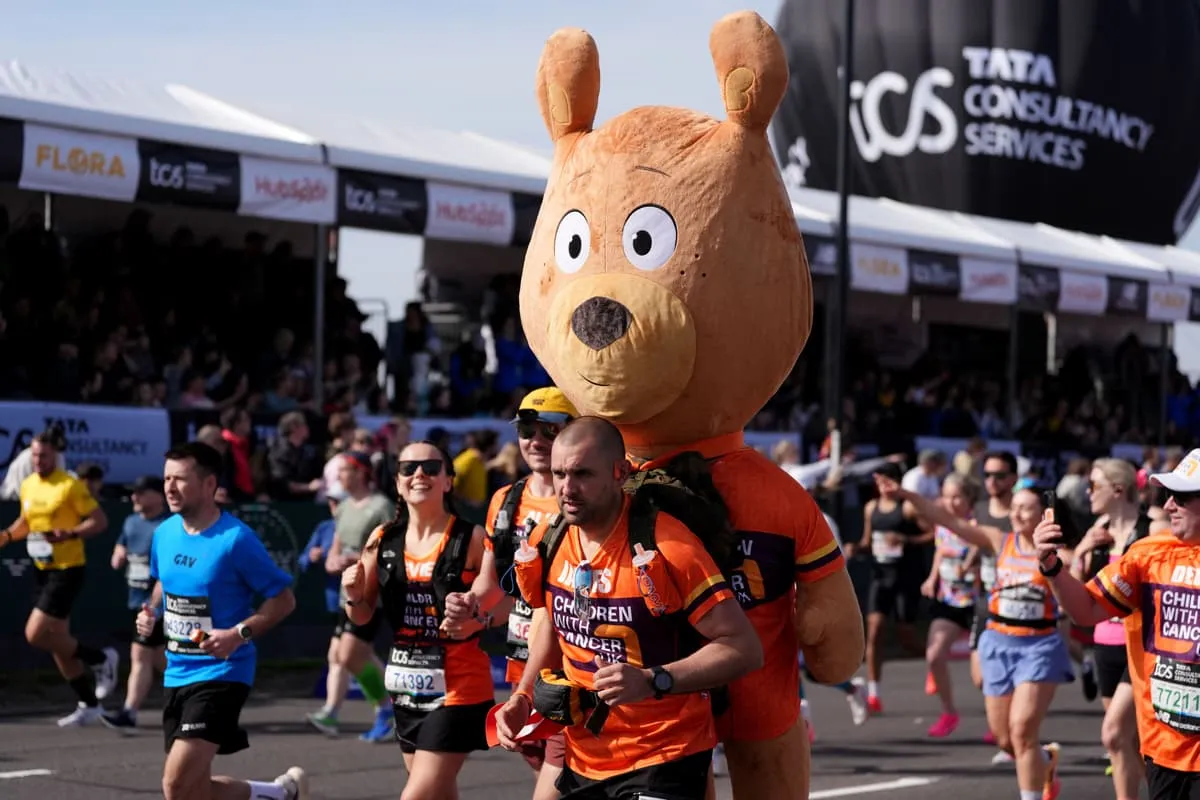 London Marathon Tracking: Sabastian Sawe Breaks the 2-Hour Barrier