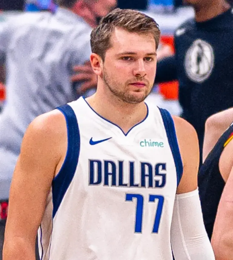 Luka doncic: Oklahoma City: Luka Dončić Injury Raises Concerns for Lakers