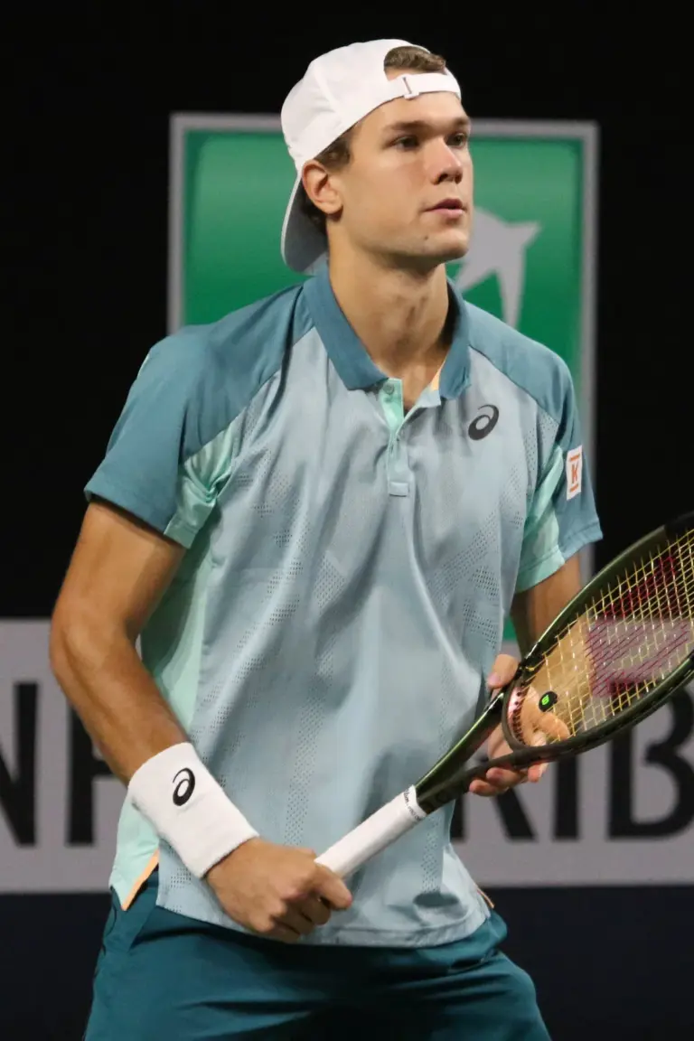 Otto virtanen: Barcelona Open:  Faces Carlos Alcaraz
