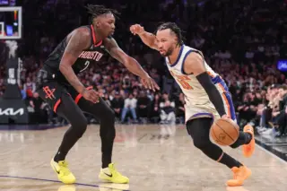 Rockets vs knicks: Toyota Center:  Showdown