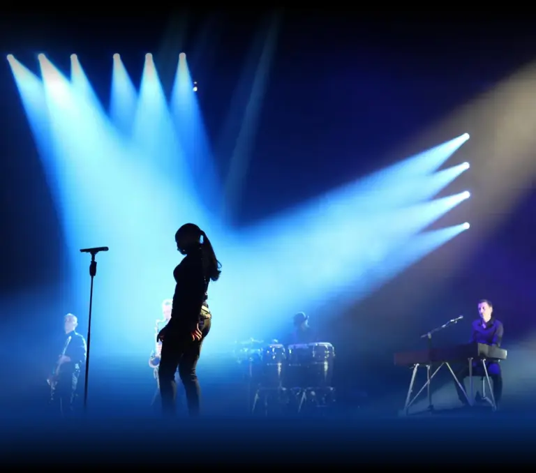 Sade to be Inducted into the Rock and Roll Hall of Fame