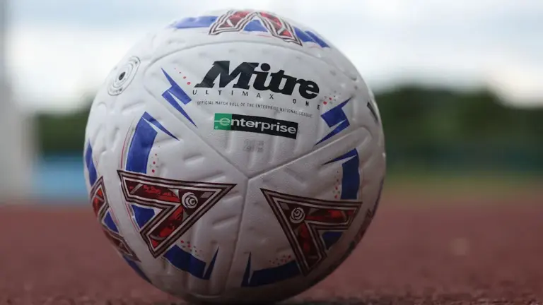 Southend Utd vs Yeovil Town: A Thrilling Match at Roots Hall