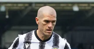 St. Mirren vs Aberdeen: A Crucial Clash at The SMiSA Stadium