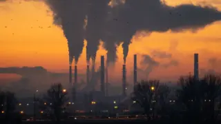 Air Pollution: Cleaner Air Leads to Dimmer Clouds and Faster Ocean Warming