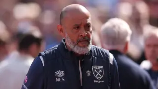 West ham retain nuno espírito santo aiming for premier league return