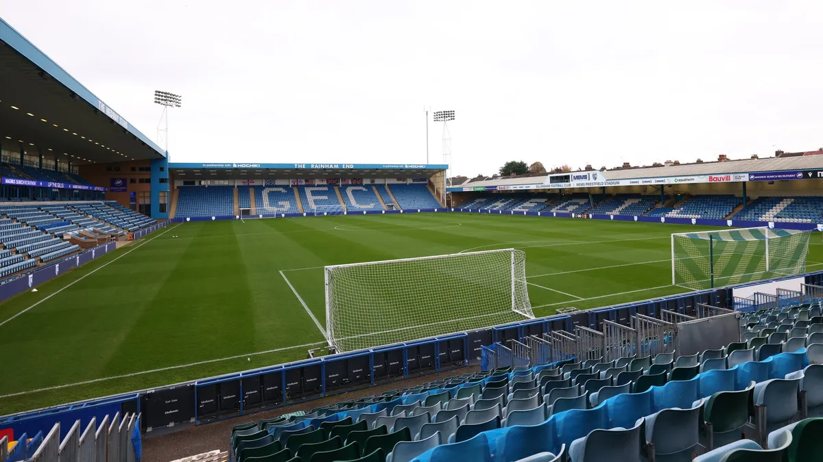 Glenn morris gillingham departure