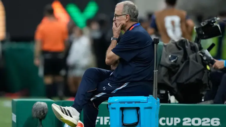 Uruguay manager Bielsa reflects on World Cup exit