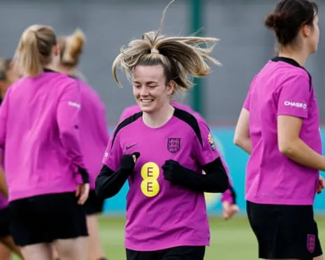 Lauren Hemp during training