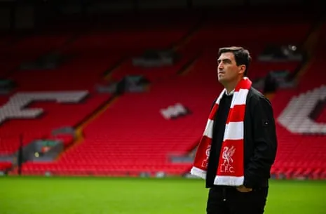 Andoni Iraola takes in the Anfield pitch