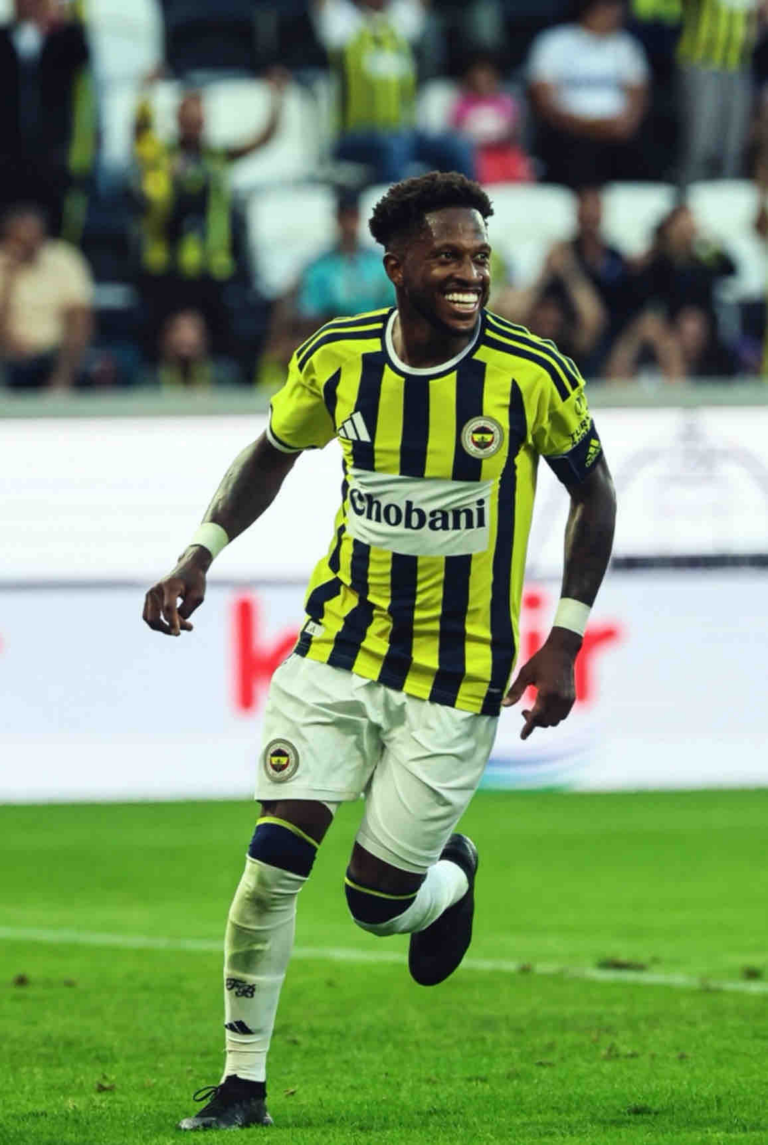 Fred: Football player biography